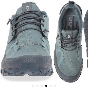 ON Cloud Dip Sneaker